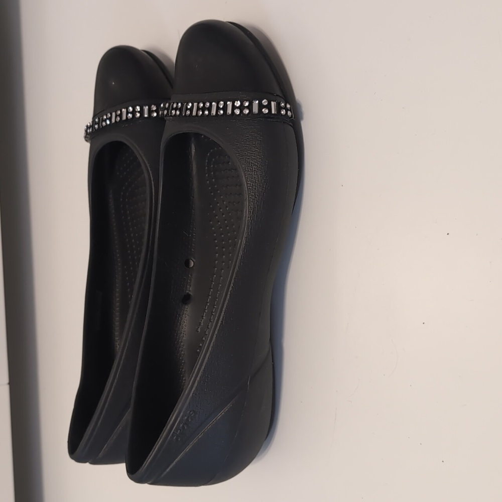 Crocs Black Women's Flats with Rhinestone Detail Size 8 - Picture 4 of 8